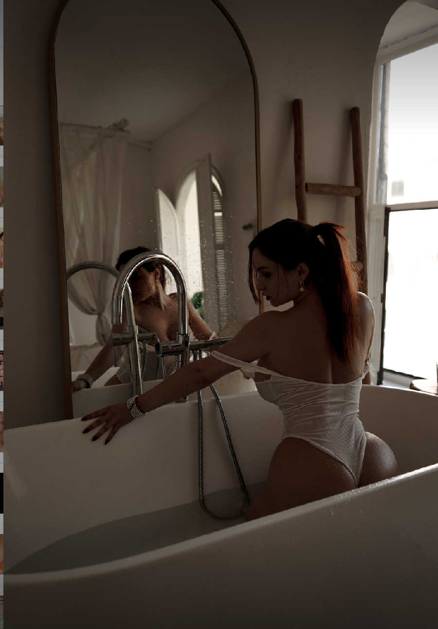 A playful frame from Miranda Faith nude — online in Navi Mumbai